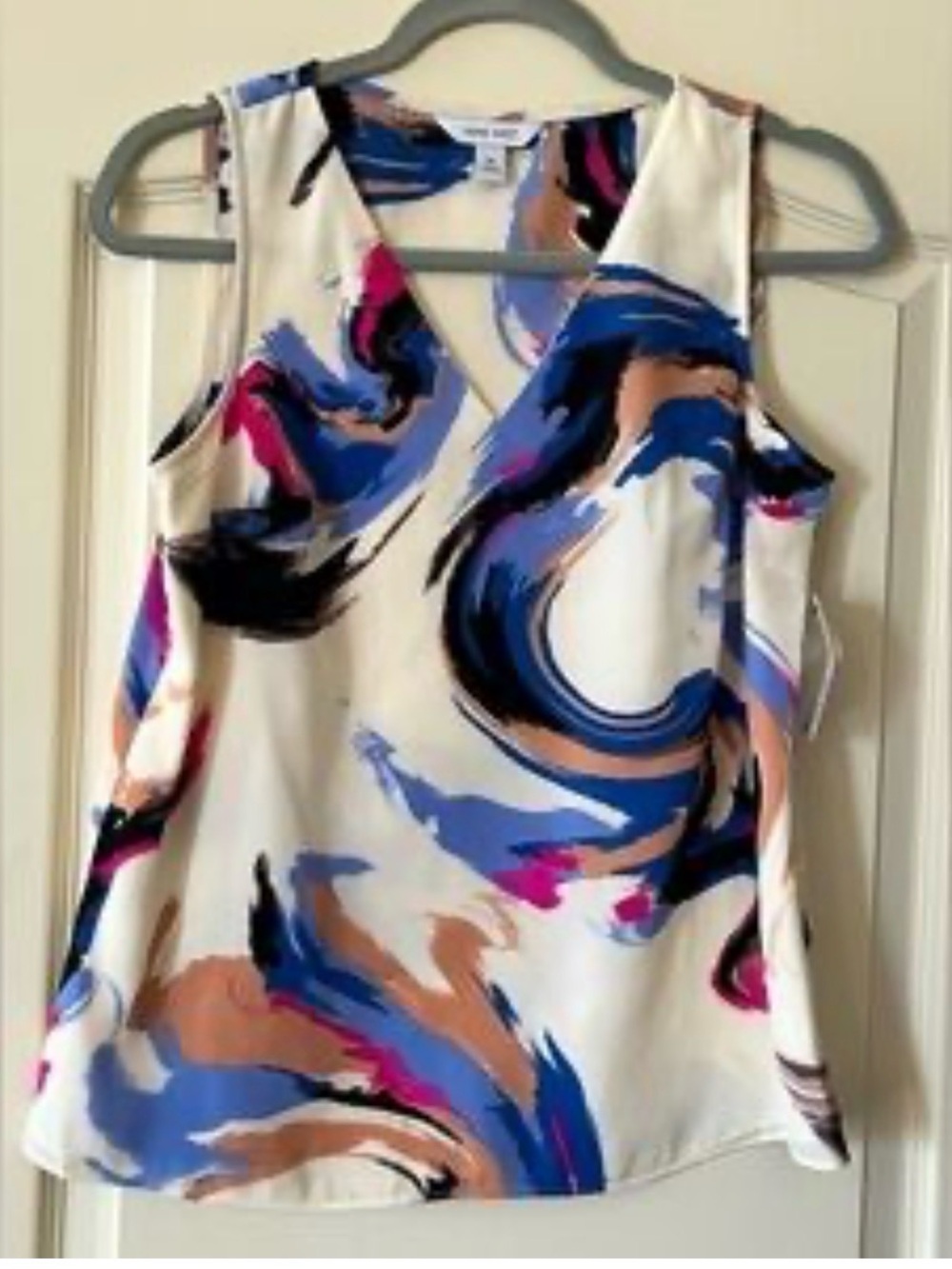 Nine West Women's White & Blue Abstract V-neck Sleeveless Tank Blouse-XL